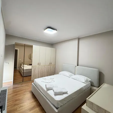 Radovani Luxury שקודר